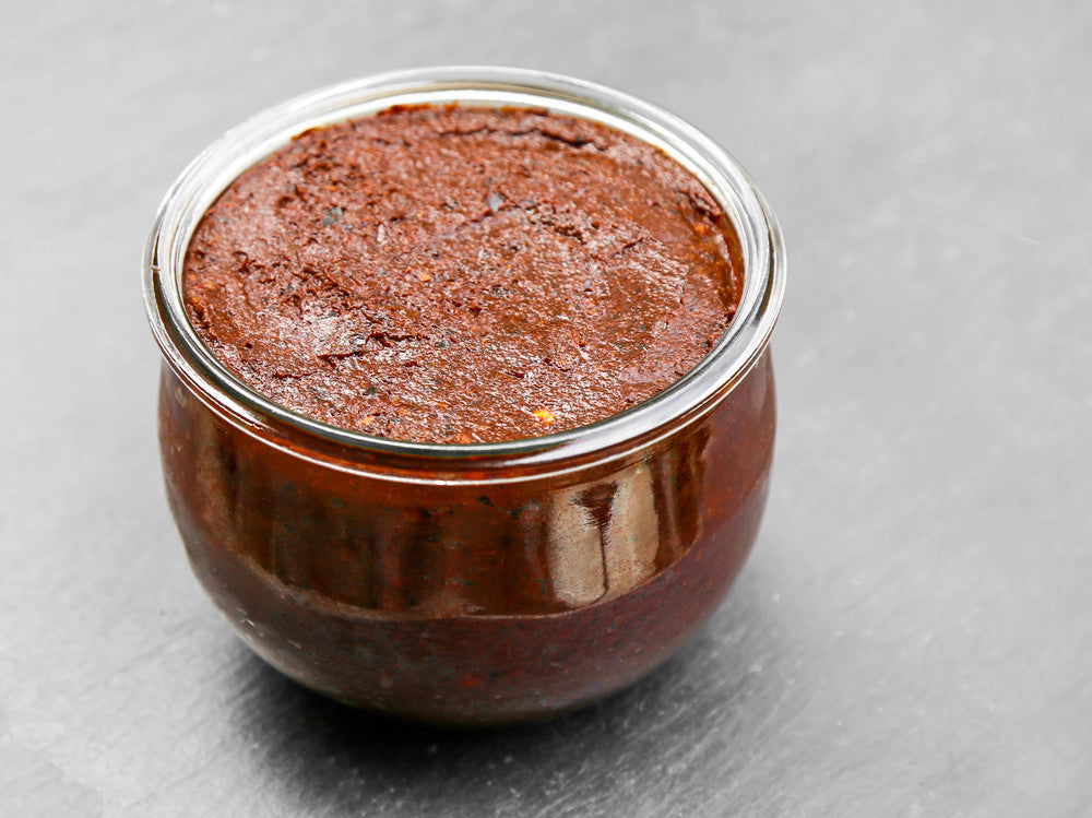 Salsa Chilmole: Sabor Ancestral con Carácter Profundo